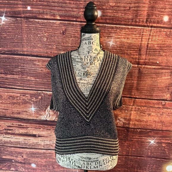 Vintage Mary Ann Restivo blouse & vest combo. Size 8 and Medium. - Picture 9 of 11